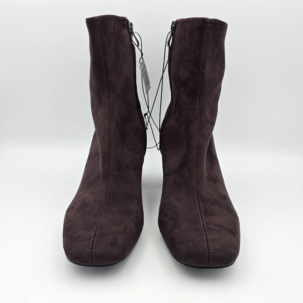 NIB DKNY Cavale Heeled Ankle Booties, Espresso (Brown Suede), Women's 10, NEW! - Picture 6 of 16